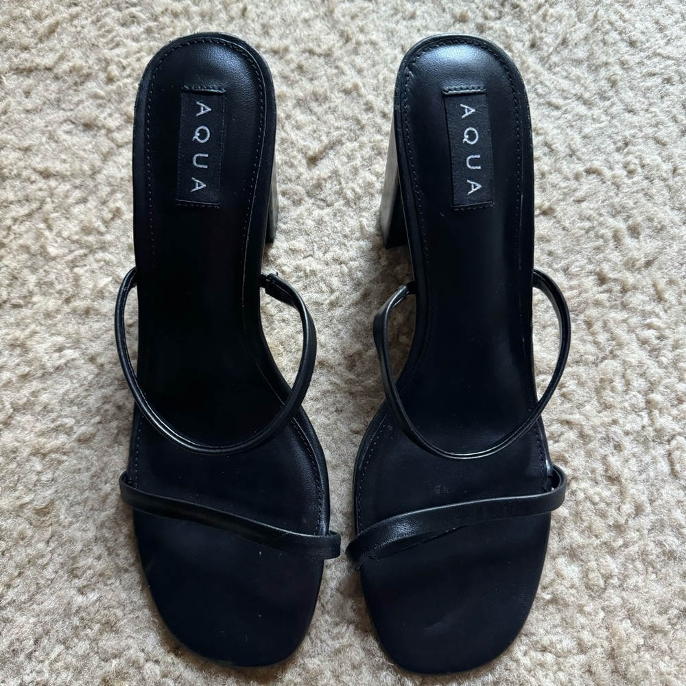 Brand new aqua thick heel Sandals Black